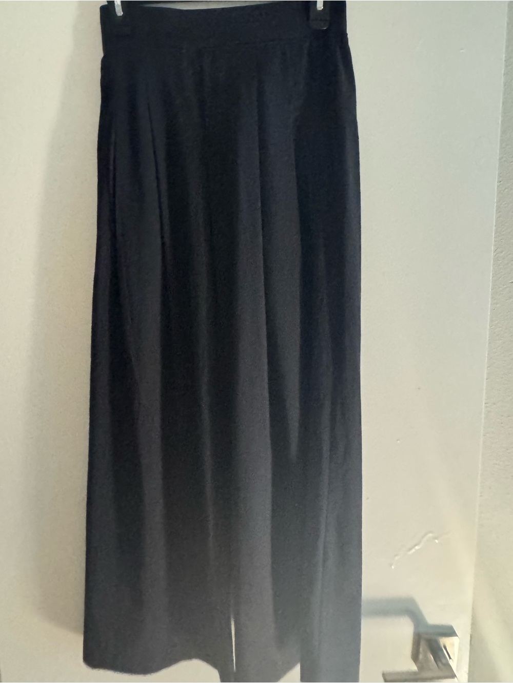 Athleta Black High Rise Wide Legs Pants— Flowing Everyday Style Size 0